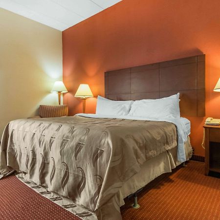Holiday Inn Express Cincinnati-ลอว์เรนซ์เบิร์ก ภายนอก รูปภาพ