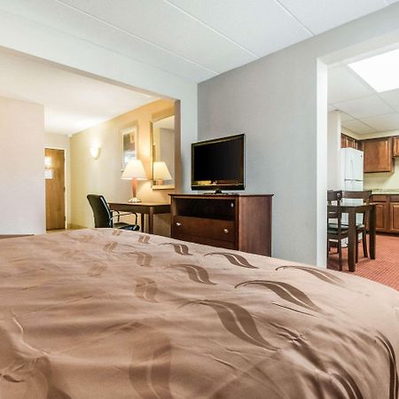 Holiday Inn Express Cincinnati-ลอว์เรนซ์เบิร์ก ภายนอก รูปภาพ