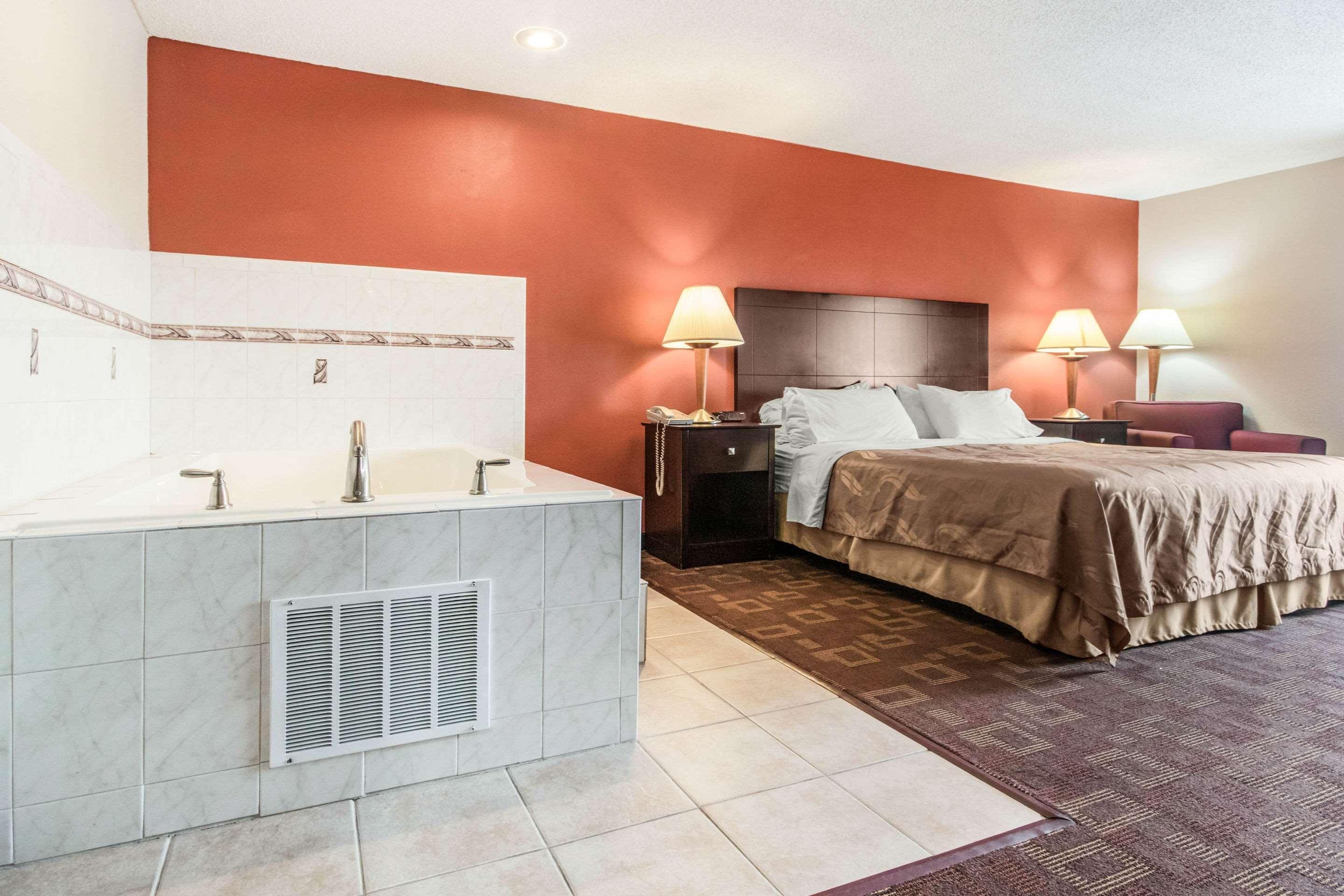 Holiday Inn Express Cincinnati-ลอว์เรนซ์เบิร์ก ภายนอก รูปภาพ