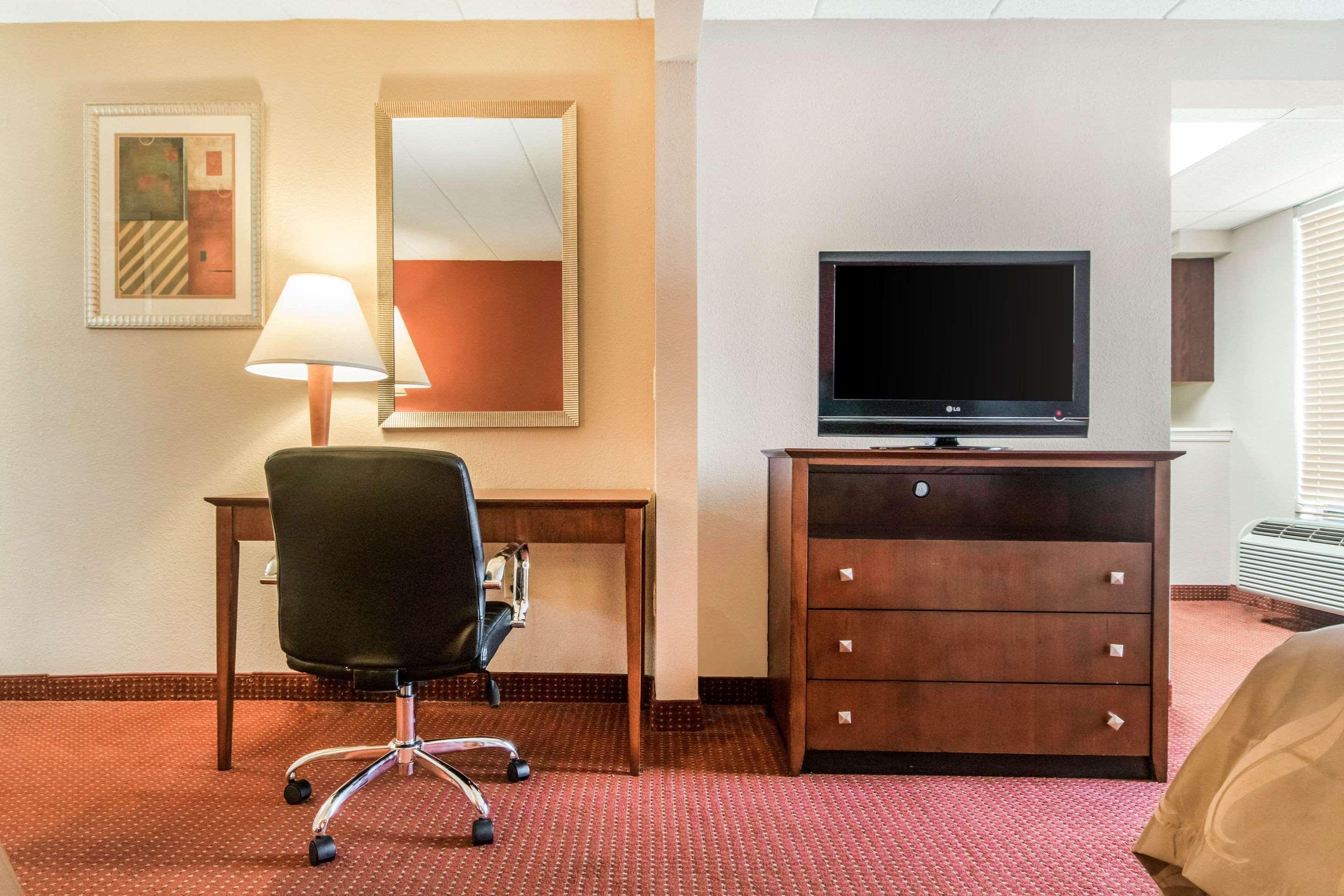 Holiday Inn Express Cincinnati-ลอว์เรนซ์เบิร์ก ภายนอก รูปภาพ