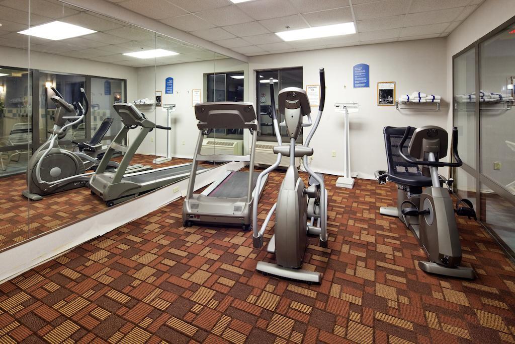 Holiday Inn Express Cincinnati-ลอว์เรนซ์เบิร์ก ภายนอก รูปภาพ